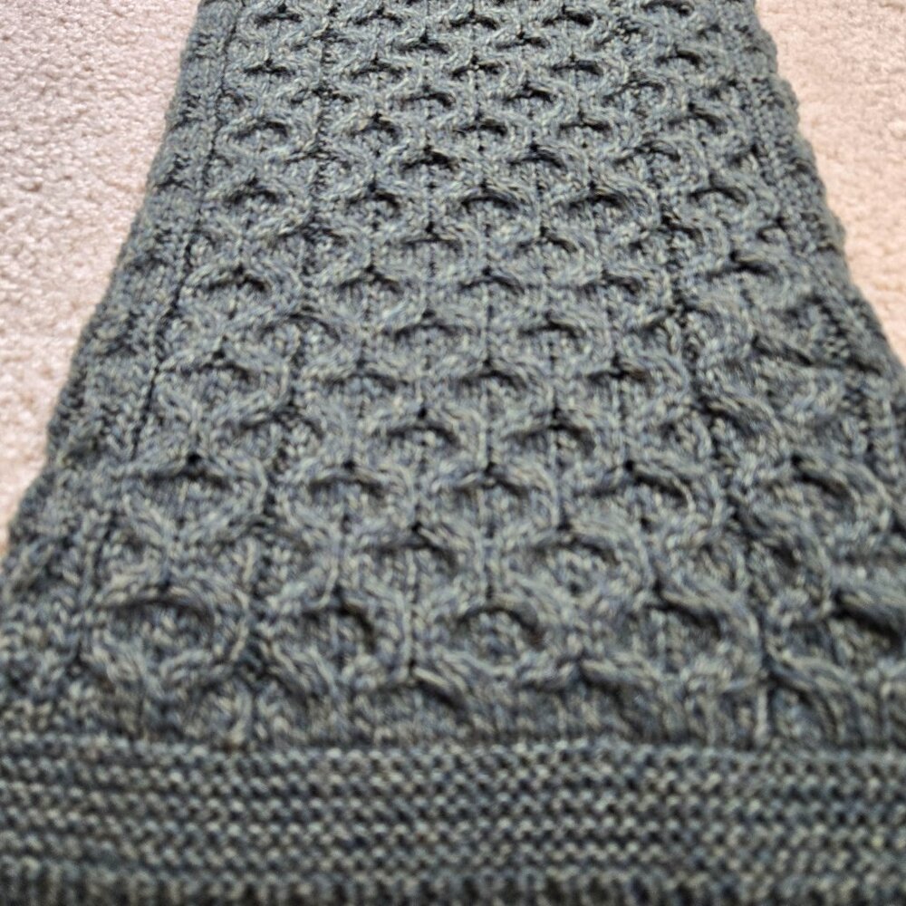 Aran Crafts 100% Merino Wool Green Mottled Heather Scarf Cable - Picture 6 of 8